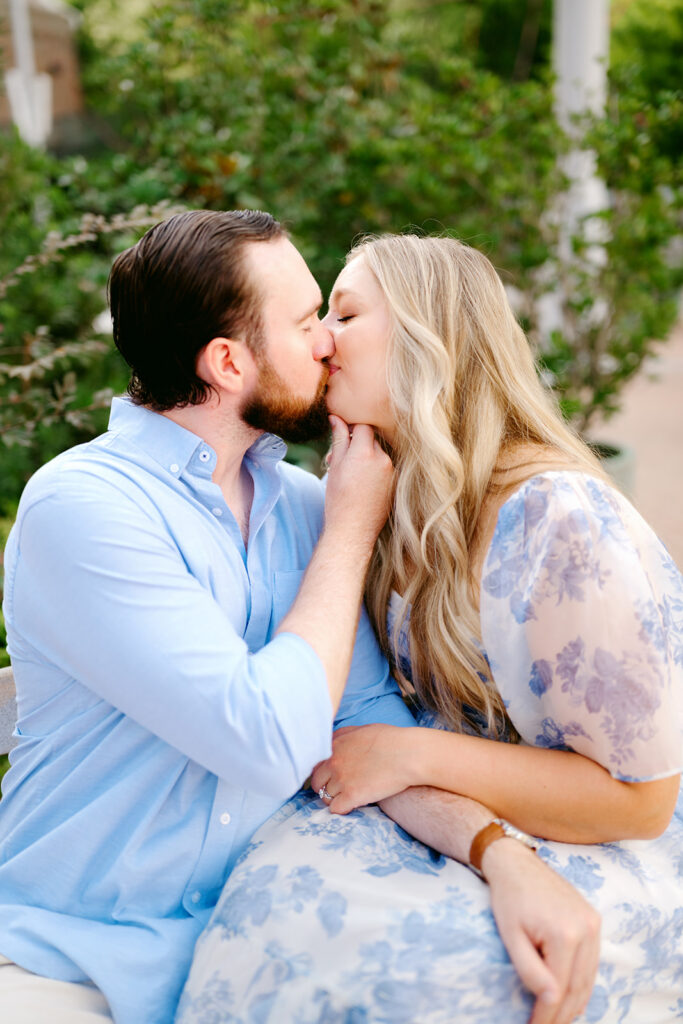 Engagement photo style guide for couples