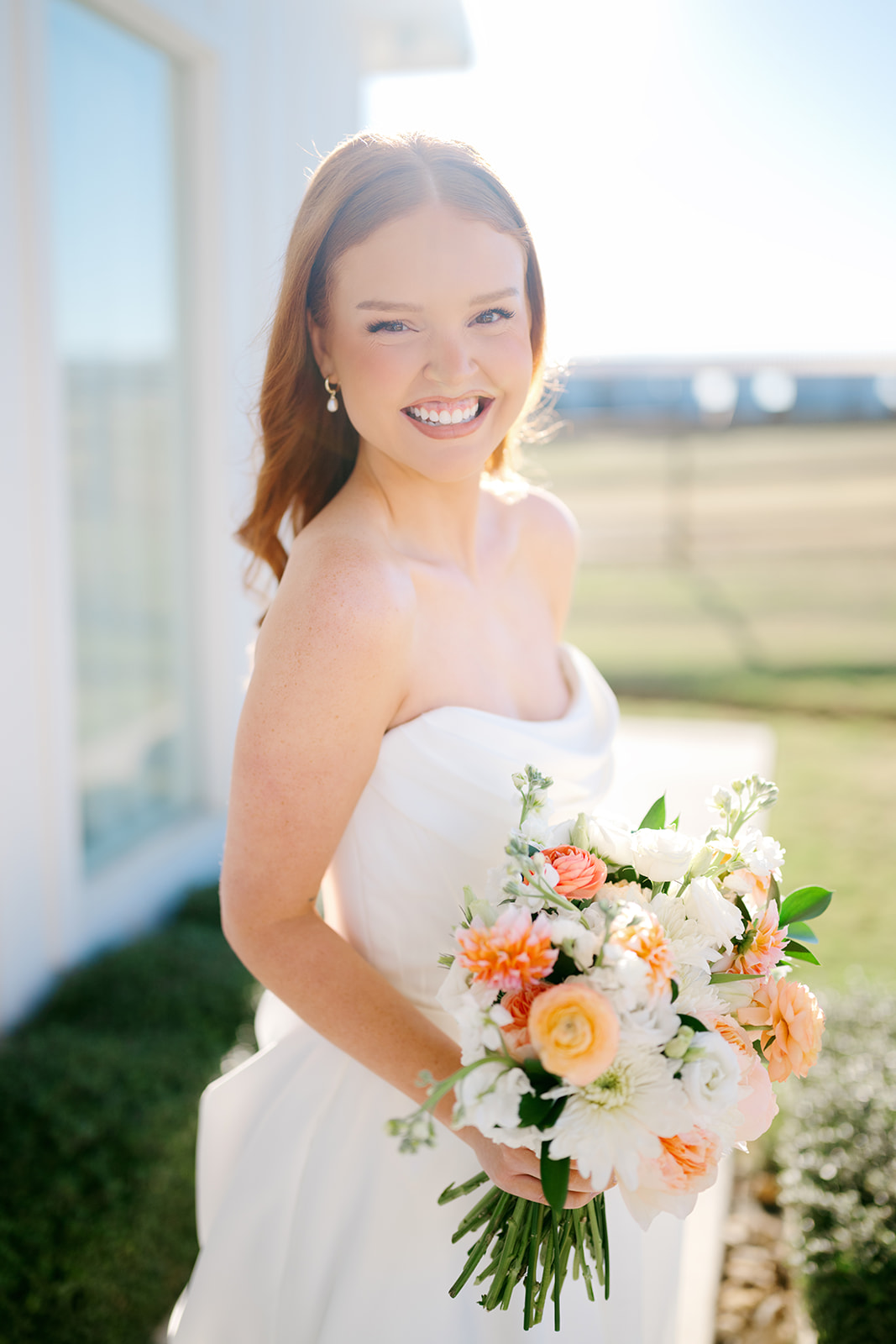 Outdoor bridal portraits in Texas