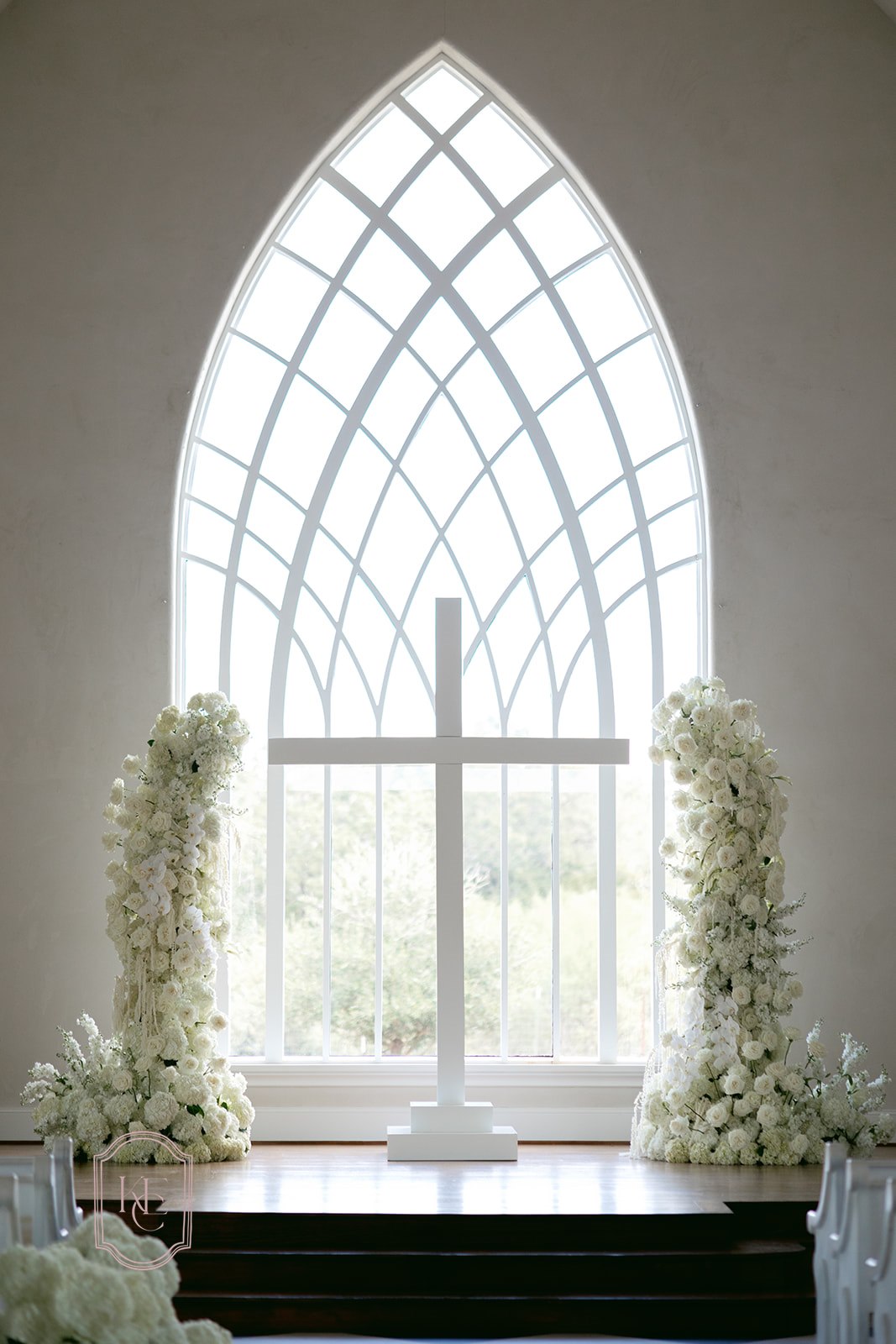 Wedding ceremony flower arrangement made by College Station florist