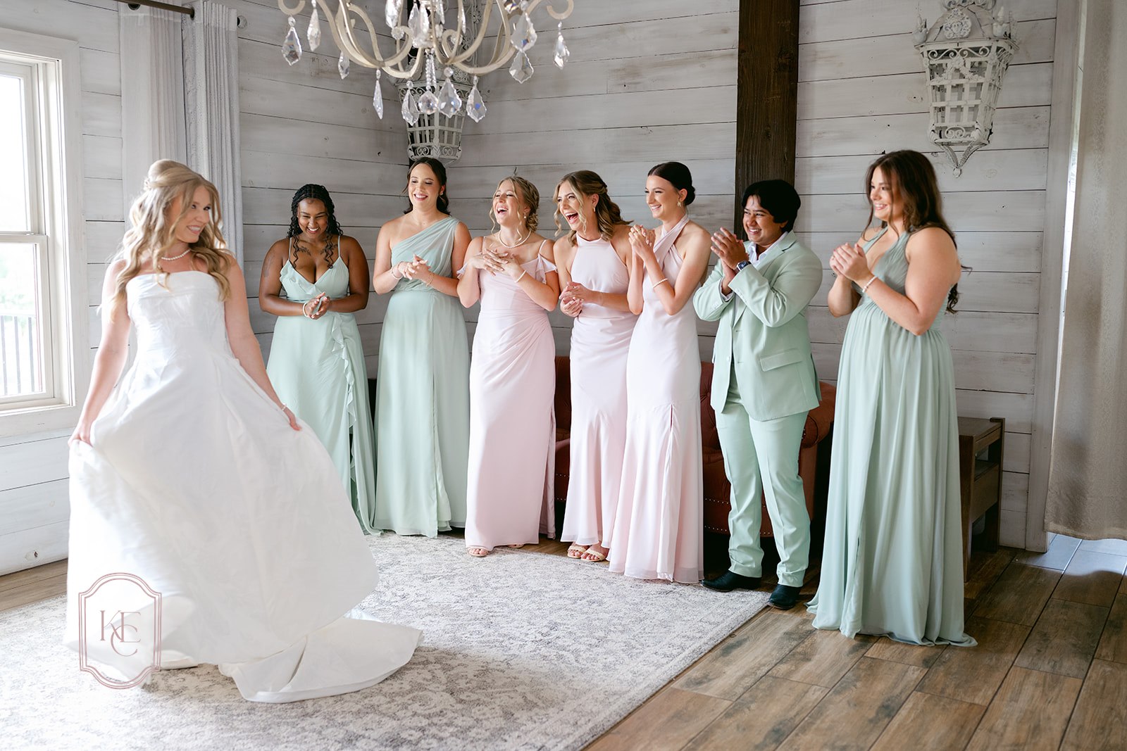 Bride & bridesmaids have first look at their Texas wedding