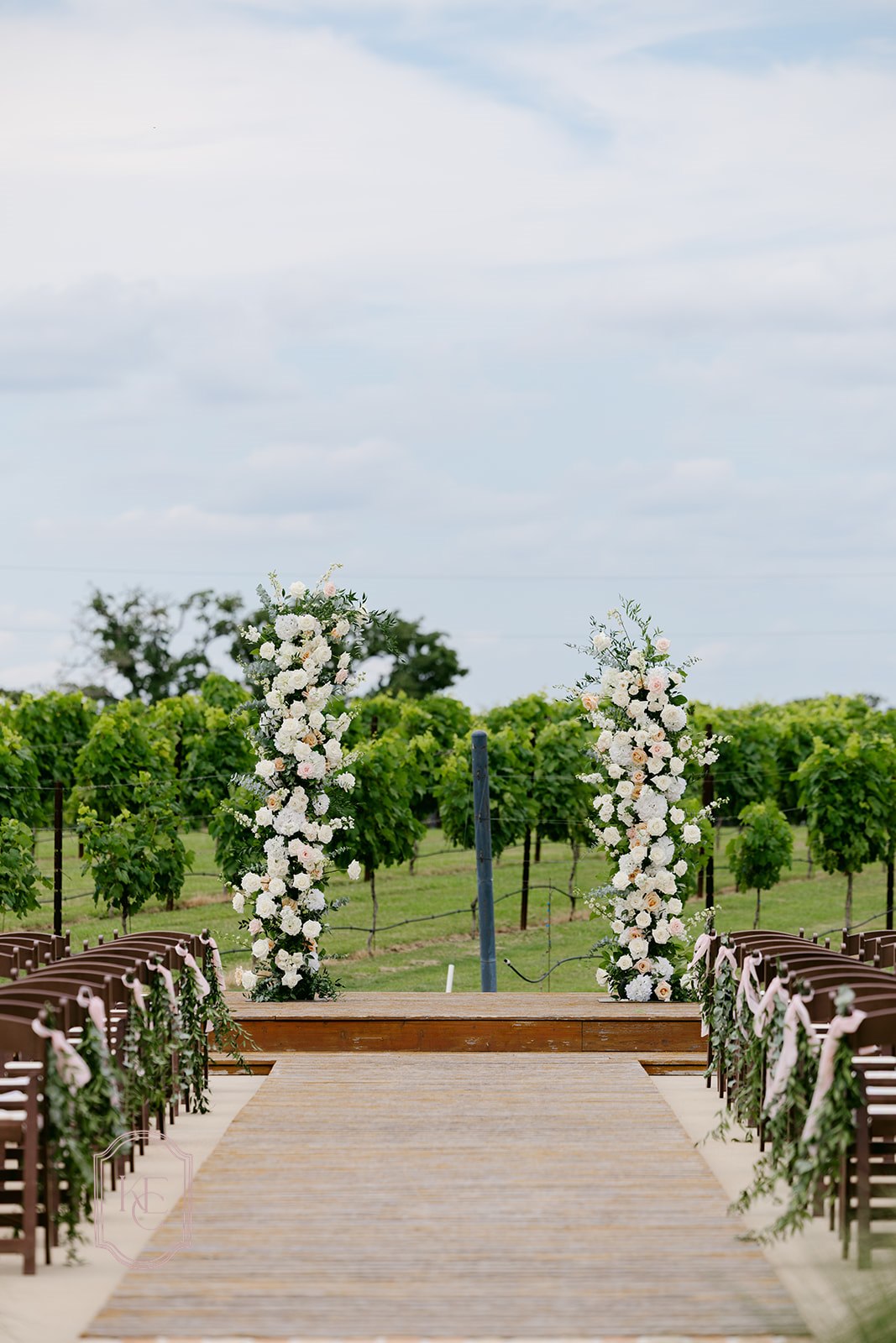 Wedding ceremony flowers by a College Station florist